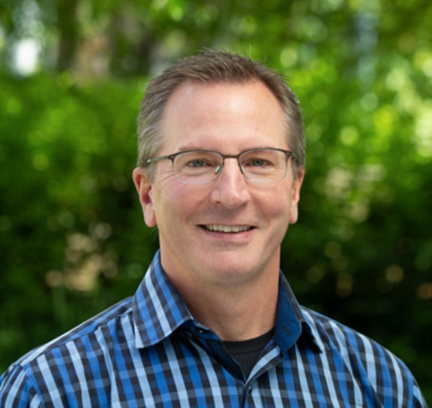 Headshot Tim Miller